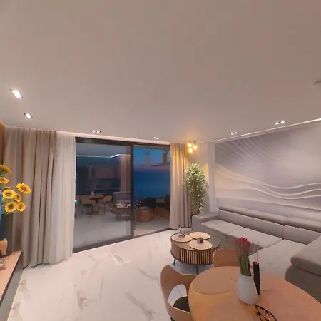 Luxury Panorama View With A Pool Appartamento *
