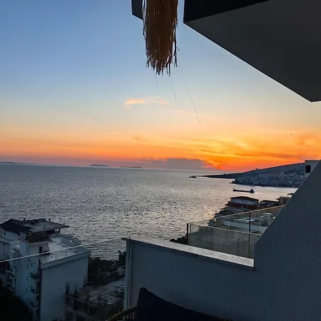 Luxury Panorama View With A Pool Sarandë