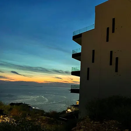 Appartamento Luxury Panorama View With A Pool Sarandë